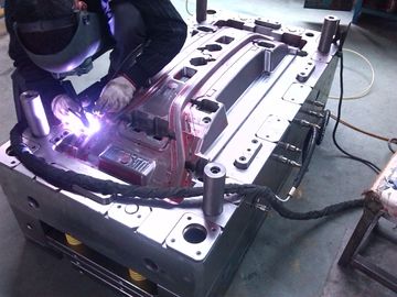 Services de usinage de moulage de commande numérique par ordinateur de précision injection à grande vitesse en métal
