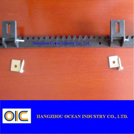 Crémaillère de porte de glissement M4 20X20X1005, M4 20X20X1998, M4 22X22X1005, M4 22X22X1998, M6 30X30X998, M6 30X30X1998