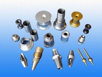pièces tournées par précision de commande numérique par ordinateur de tolérance de 0.002mm - de 0.01mm pour des pièces et des valves de moteur