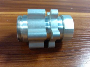 La précision de commande numérique par ordinateur en métal a tourné la colonne en aluminium à haute résistance de pièces a expulsé