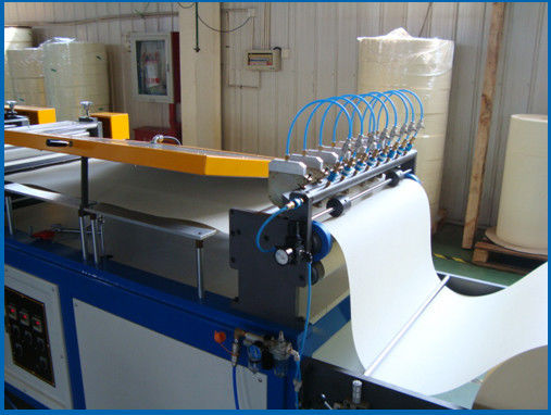 Machine de plissage rotatoire de filtre à huile de contrôle d'inverseur, largeur de 600mm