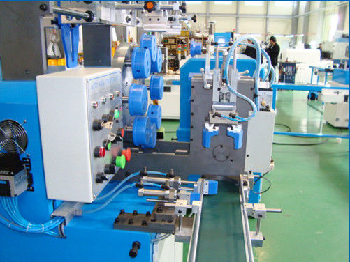 Filtre à huile automatique de plaque tournante de contrôle de PLC faisant la machine, PCs de la capacité de produit 30 - 50/minute