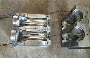 Machine de soufflement de bouteille semi automatique de l'ANIMAL FAMILIER 1.5L pour la chaîne de production de l'eau