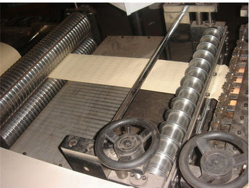 Filtre automatique d'ECO plissant la machine avec le papier pré - fendant, largeur de 420mm