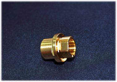 Pièces tournées non standard d'en cuivre plaqué d'or, pièce de usinage de commande numérique par ordinateur